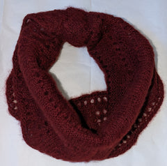 100% Qiviut Mobius a Smoke Ring Style by Qiveut Designs
Hand Dyed Cranberry
Hand Knit Mobius using circular needles and a twisted cast on

Circular Lace Neck Scarf&nbsp;

Hand Knit Lace Pattern is different on each Lace Mobius

Twist keeps the scarf from shifting when worn around the neck