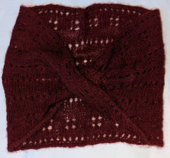 100% Qiviut Mobius a Smoke Ring Style by Qiveut Designs
Hand Dyed Cranberry
Hand Knit Mobius using circular needles and a twisted cast on

Circular Lace Neck Scarf&nbsp;

Hand Knit Lace Pattern is different on each Lace Mobius

Twist keeps the scarf from shifting when worn around the neck