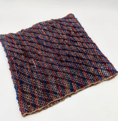 Double Layer 100% Qiviut Smoke Ring  Qiveut.com Hand Made in Alaska
Hand Painted Blueberry with Natural Brown on one side
Reversible Scarf