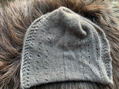 100% Qiviut Mobius a Smoke Ring Style by Qiveut Designs
Natural Brown
Hand Knit Mobius using circular needles and a twisted cast on

Circular Lace Neck Scarf&nbsp;

Hand Knit Lace Pattern is different on each Lace Mobius

Twist keeps the scarf from shifting when worn around the neck