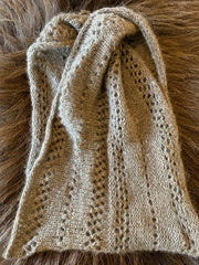100% Qiviut Mobius a Smoke Ring Style by Qiveut Designs
Natural Brown
Hand Knit Mobius using circular needles and a twisted cast on

Circular Lace Neck Scarf&nbsp;

Hand Knit Lace Pattern is different on each Lace Mobius

Twist keeps the scarf from shifting when worn around the neck