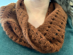 100% Qiviut Mobius a Smoke Ring Style by Qiveut Designs
Hand Dyed Willow
Hand Knit Mobius using circular needles and a twisted cast on

Circular Lace Neck Scarf&nbsp;

Hand Knit Lace Pattern is different on each Lace Mobius

Twist keeps the scarf from shifting when worn around the neck