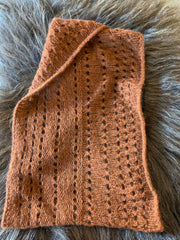 100% Qiviut Mobius a Smoke Ring Style by Qiveut Designs
Hand Dyed Willow
Hand Knit Mobius using circular needles and a twisted cast on

Circular Lace Neck Scarf&nbsp;

Hand Knit Lace Pattern is different on each Lace Mobius

Twist keeps the scarf from shifting when worn around the neck