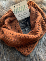 100% Qiviut Mobius a Smoke Ring Style by Qiveut Designs
Hand Dyed Willow
Hand Knit Mobius using circular needles and a twisted cast on

Circular Lace Neck Scarf&nbsp;

Hand Knit Lace Pattern is different on each Lace Mobius

Twist keeps the scarf from shifting when worn around the neck